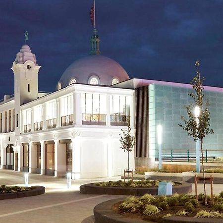 Hightide Seaside Apartment With Beach & Spanish City Views Whitley Bay Exteriör bild