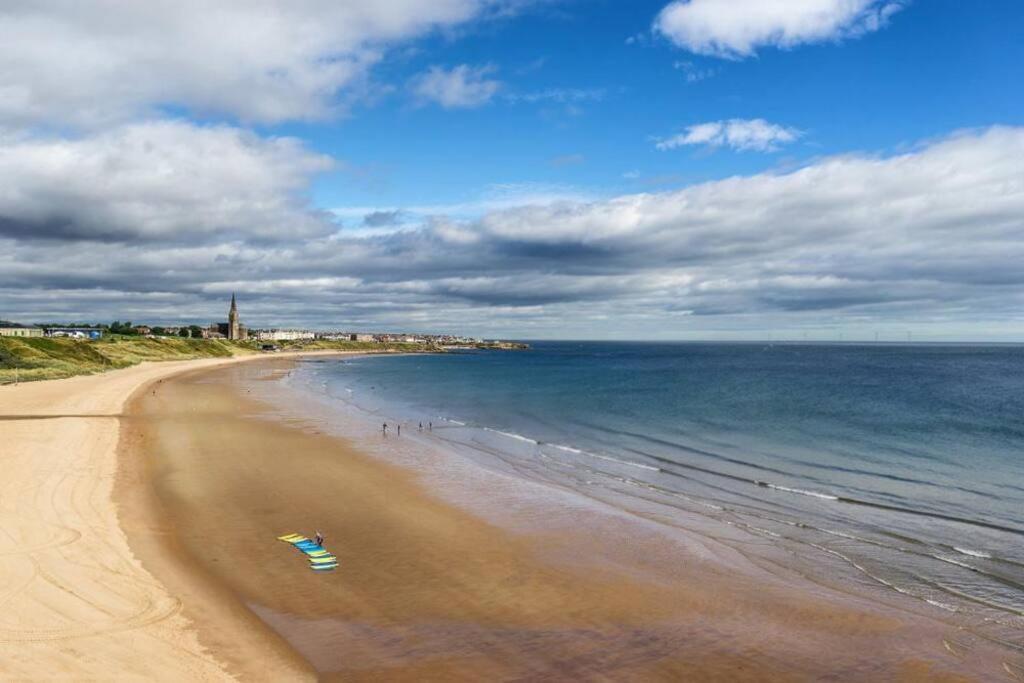 Hightide Seaside Apartment With Beach & Spanish City Views Whitley Bay Exteriör bild