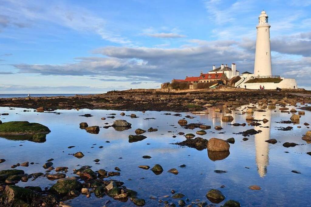 Hightide Seaside Apartment With Beach & Spanish City Views Whitley Bay Exteriör bild